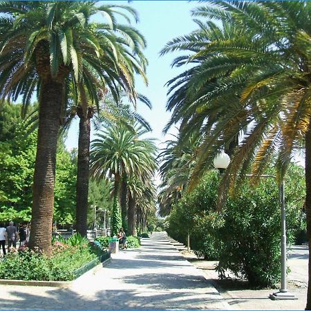 Hotel Royal San Benedetto del Tronto Esterno foto