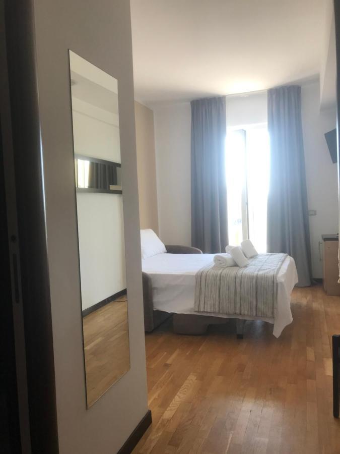 Hotel Royal San Benedetto del Tronto Esterno foto
