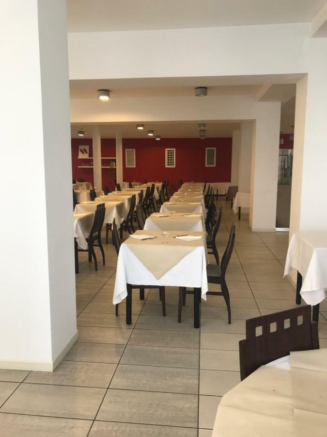 Hotel Royal San Benedetto del Tronto Esterno foto