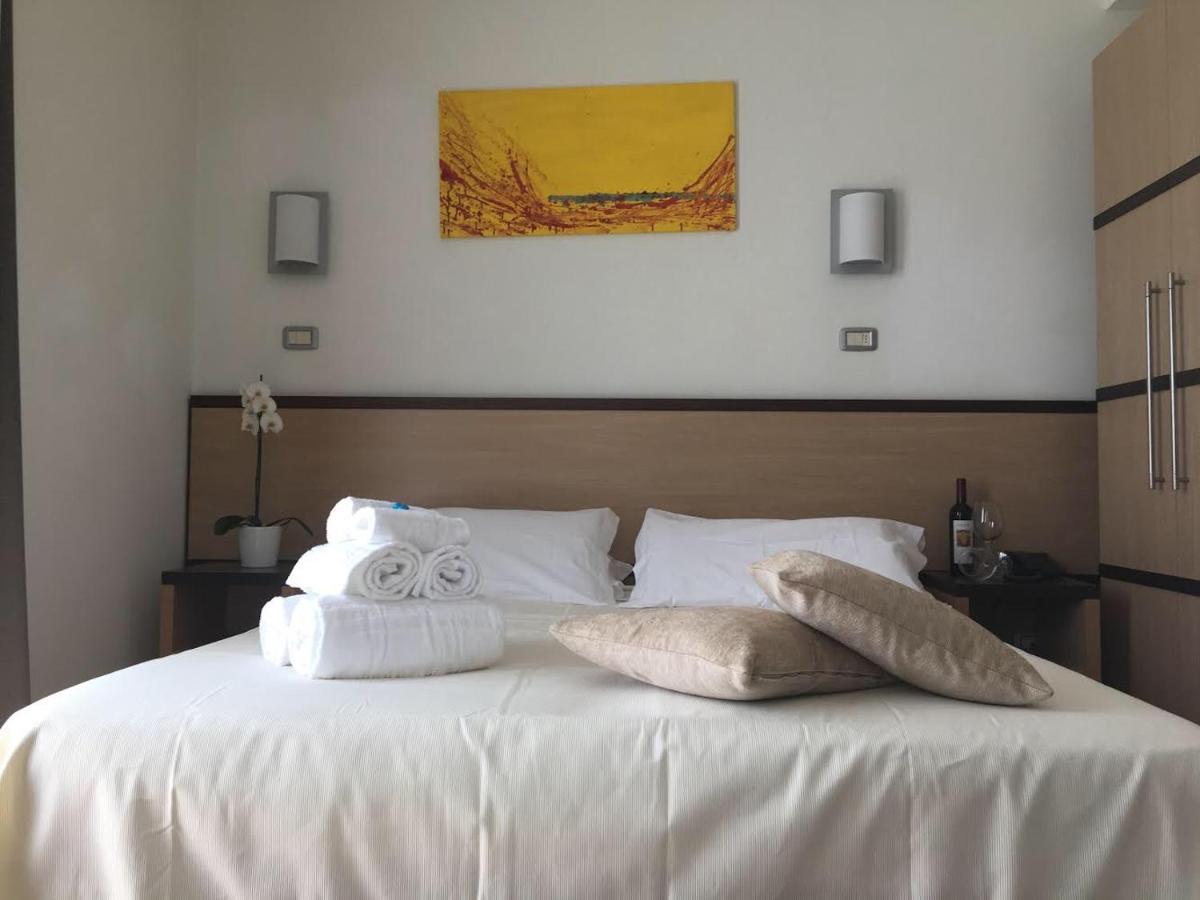 Hotel Royal San Benedetto del Tronto Esterno foto