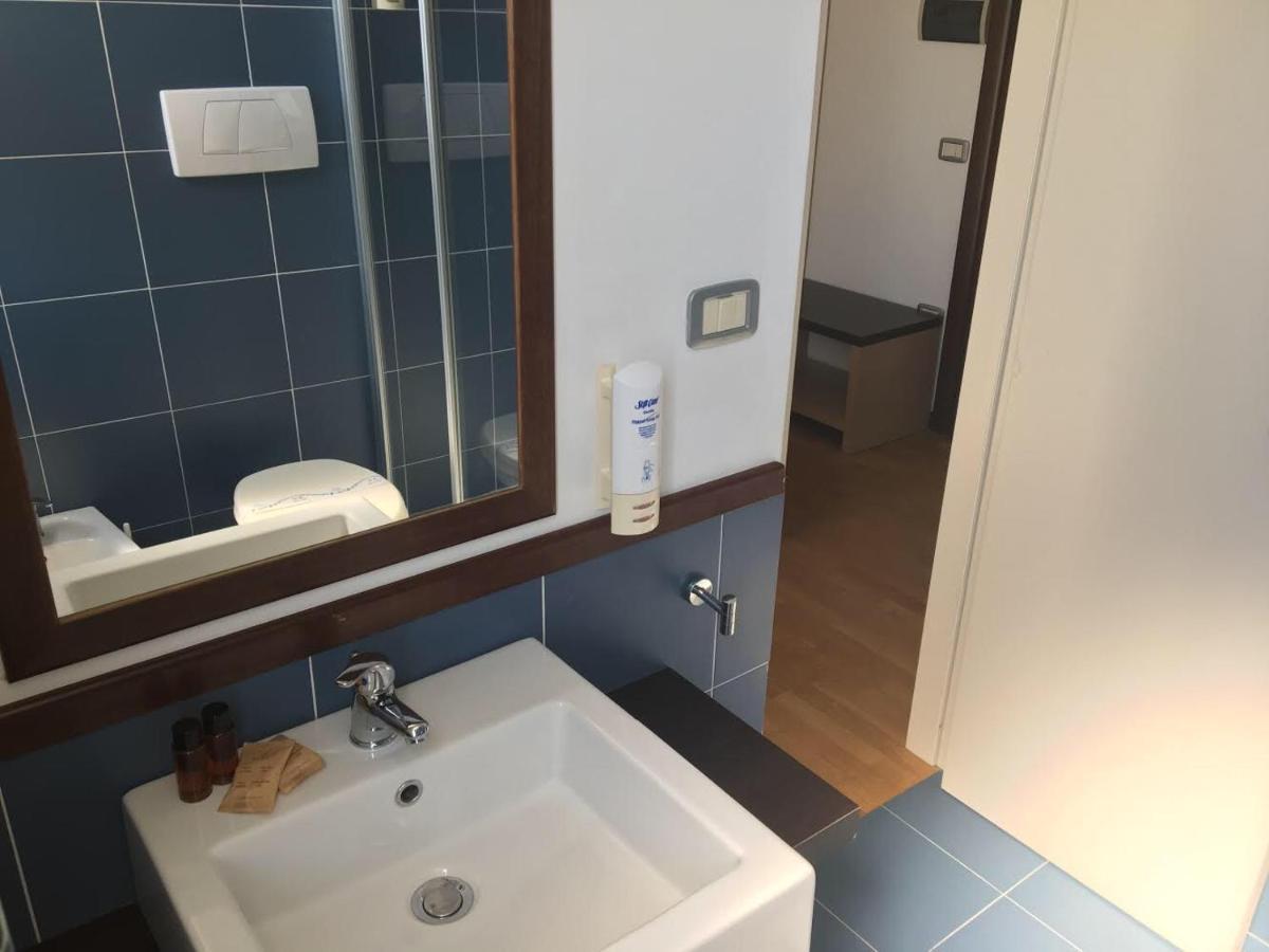 Hotel Royal San Benedetto del Tronto Esterno foto