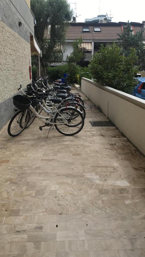 Hotel Royal San Benedetto del Tronto Esterno foto